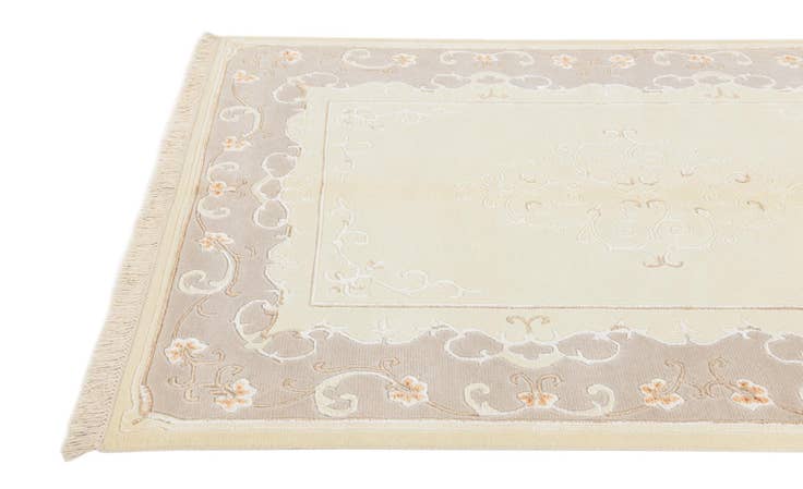 Detail image of 4' 1 x 6' Hand Knotted Darya Wool Rug