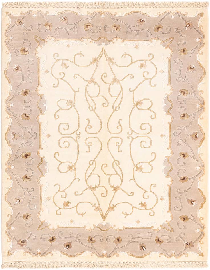 Detail image of 4' 2 x 5' 11 Hand Knotted Darya Rug