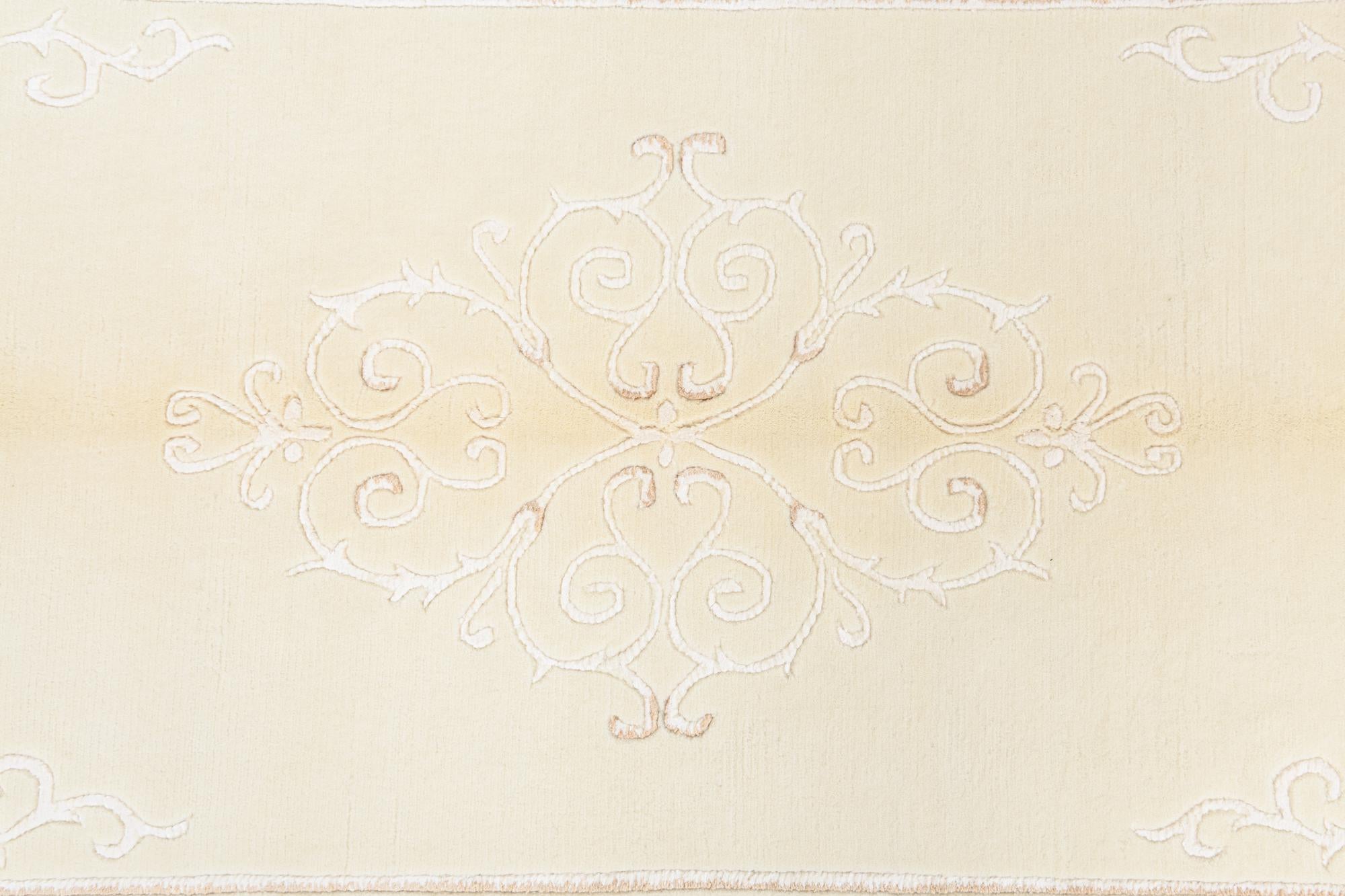 4' 1 x 6' Hand Knotted Darya Wool Rug