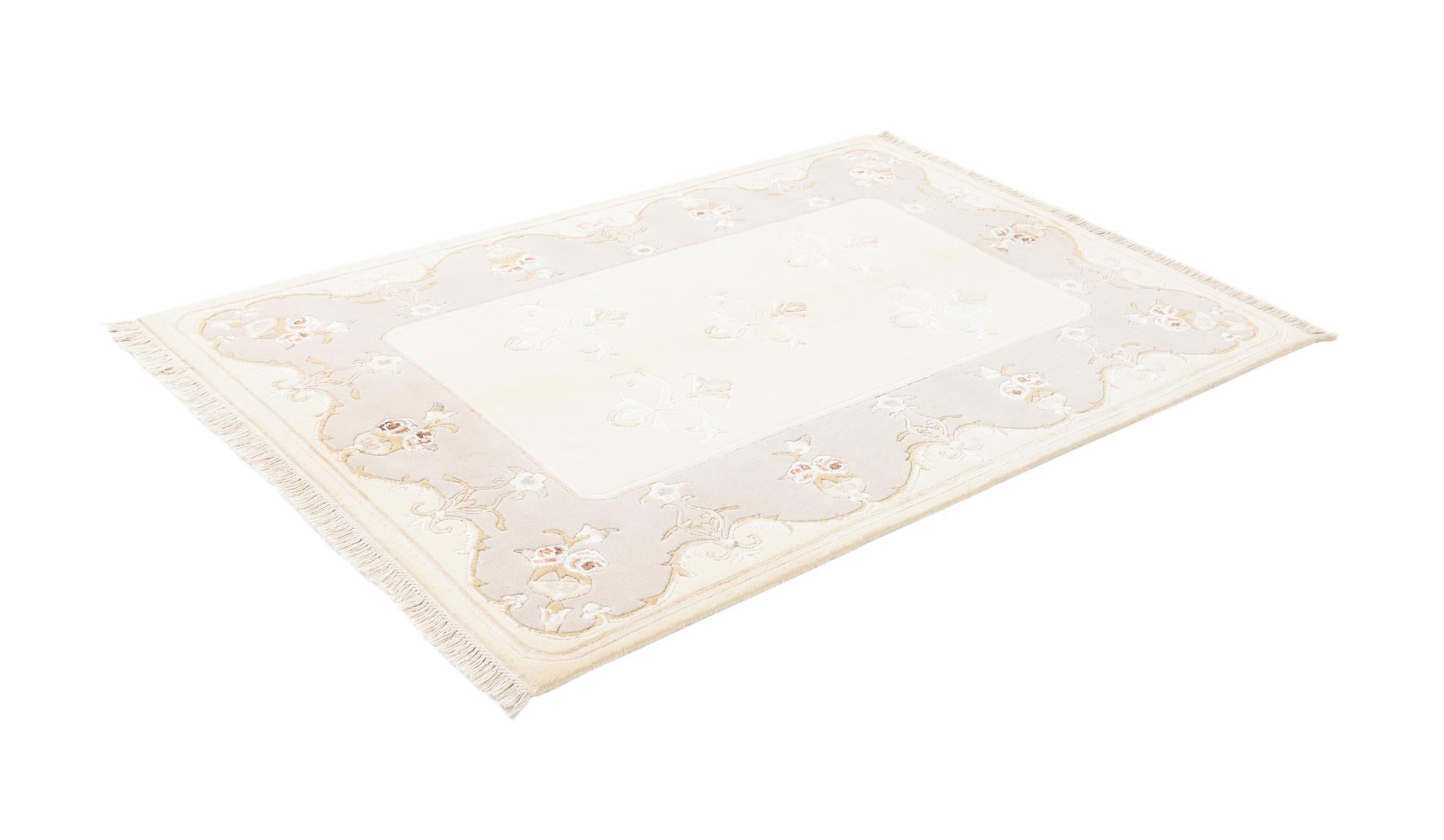 4' x 6' Hand Knotted Darya Wool Rug