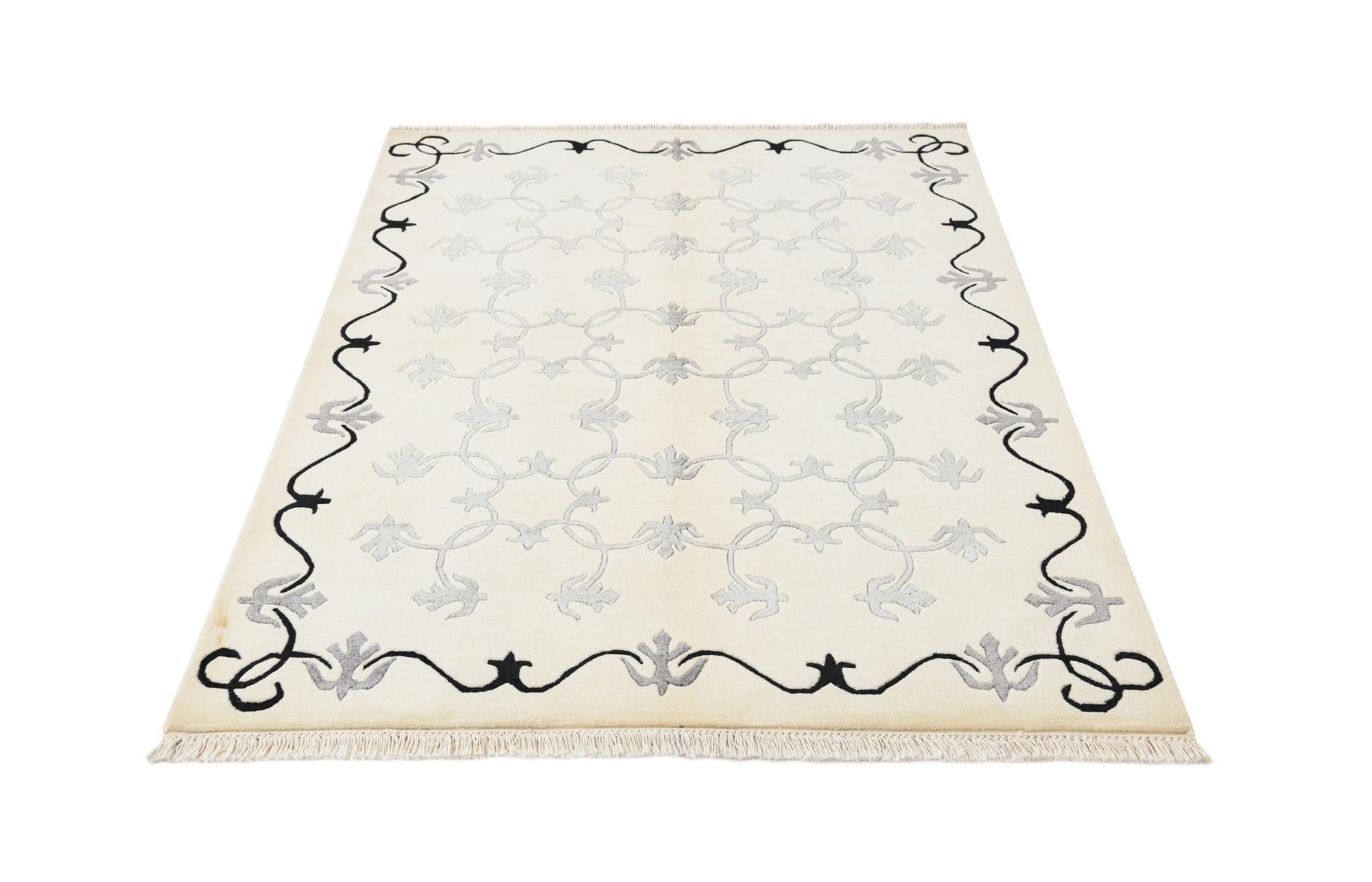 4' x 5' 11 Hand Knotted Darya Wool Rug