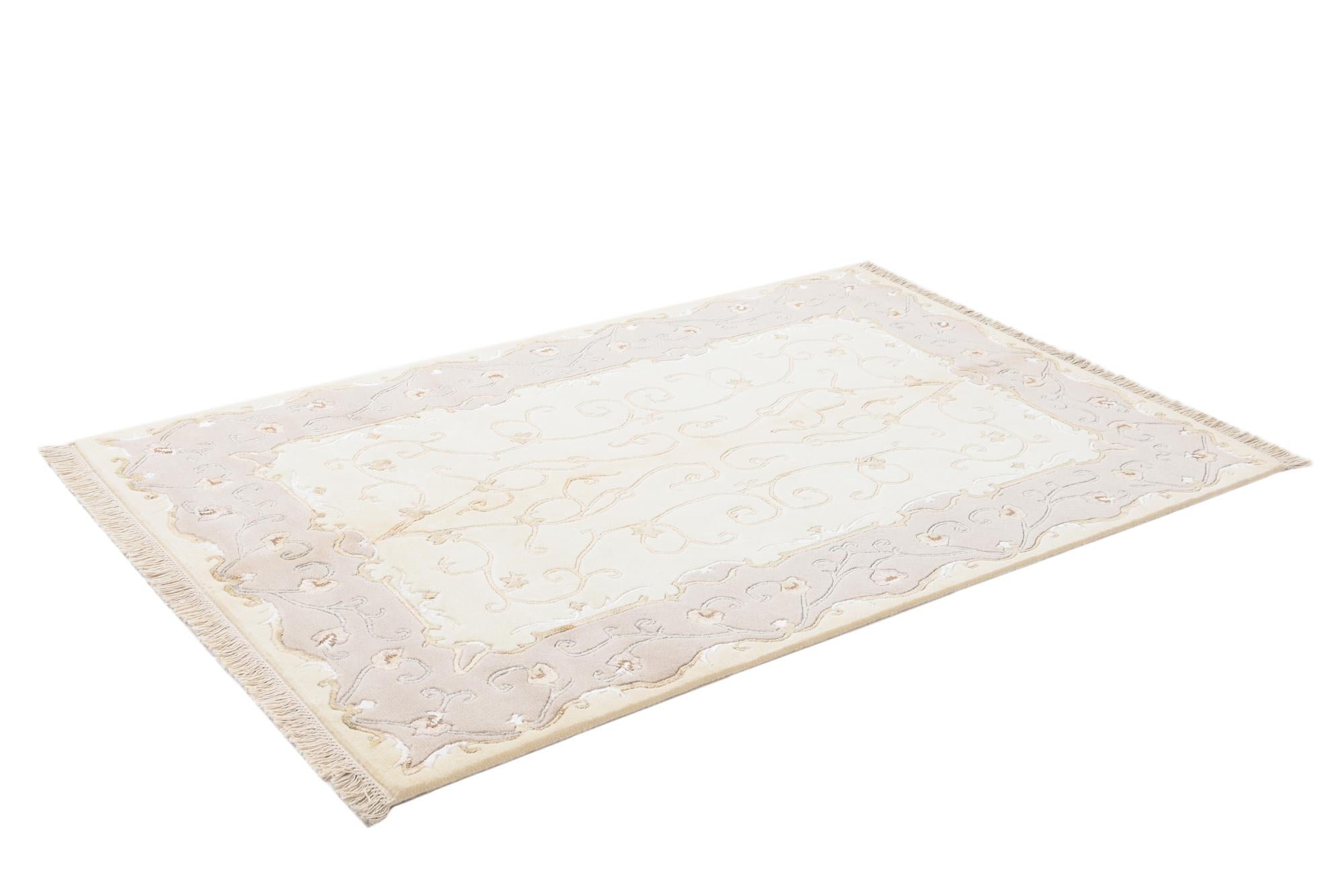 4' x 6' 1 Hand Knotted Darya Wool Rug