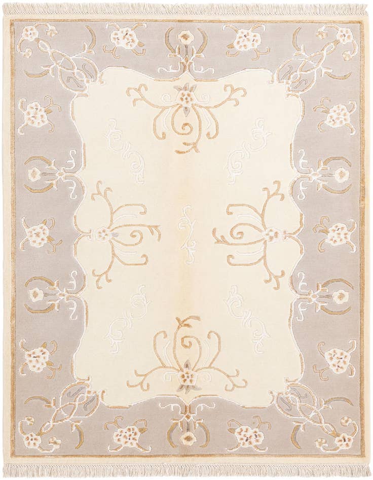 Detail image of 4' 2 x 5' 10 Hand Knotted Darya Wool Rug