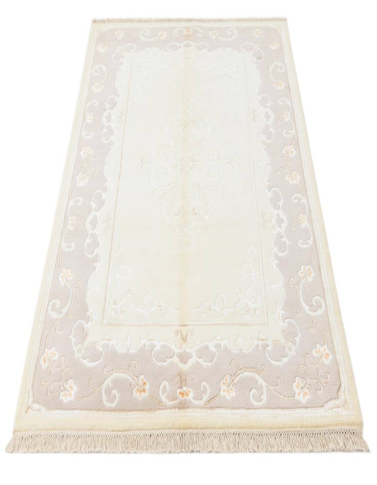 Detail image of 4' x 5' 10  Hand Knotted Darya Wool Rug