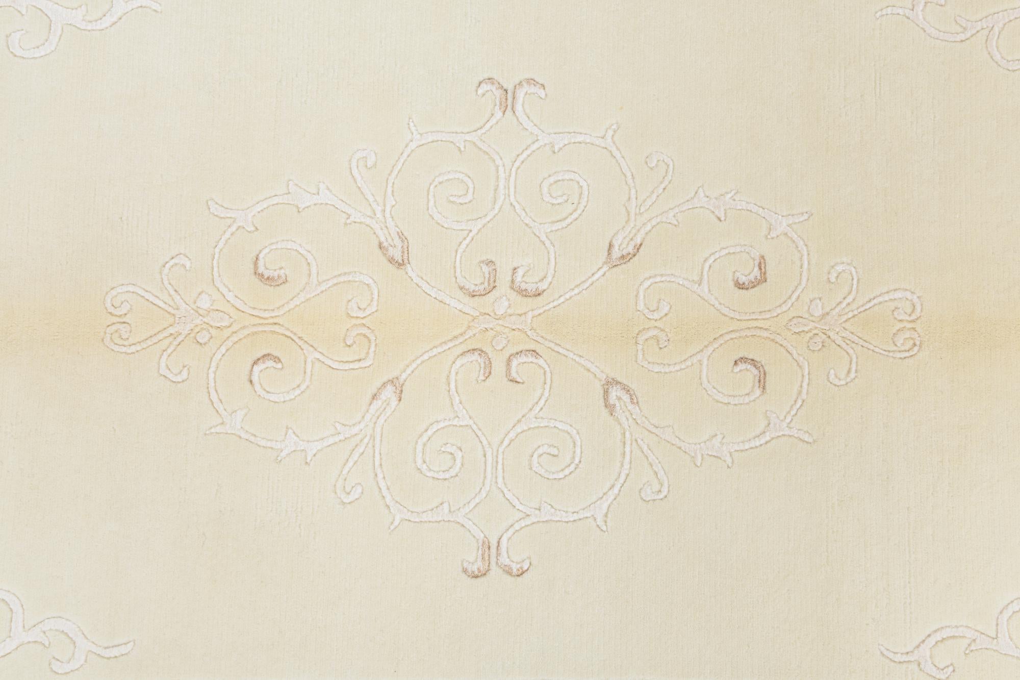 4' x 5' 10 Hand Knotted Darya Wool Rug