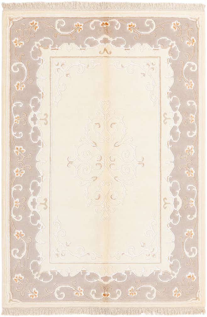 4' x 5' 10 Hand Knotted Darya Wool Rug