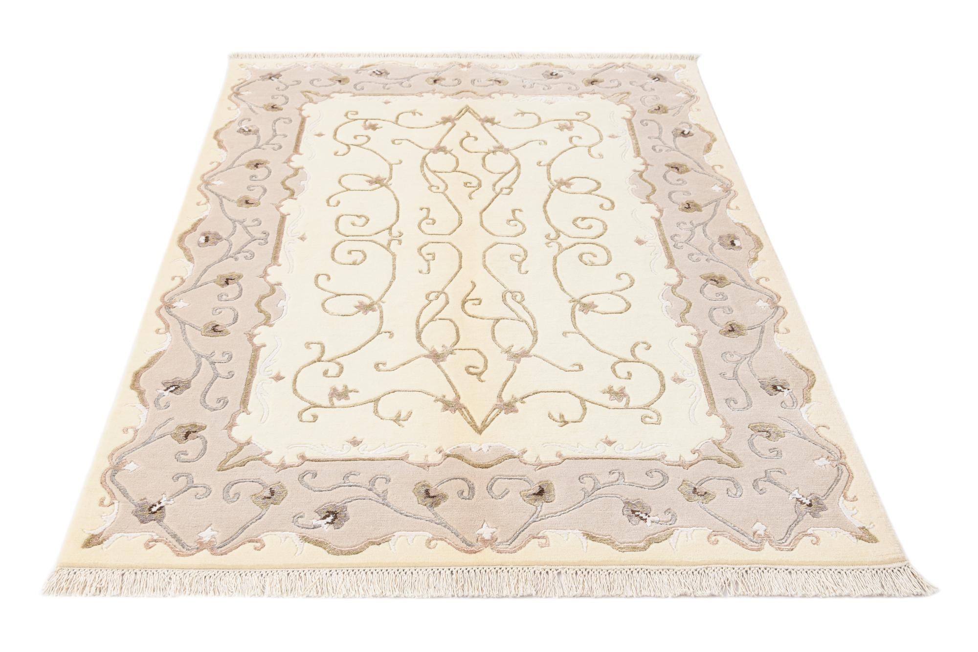 4' 2 x 5' 11 Hand Knotted Darya Wool Rug