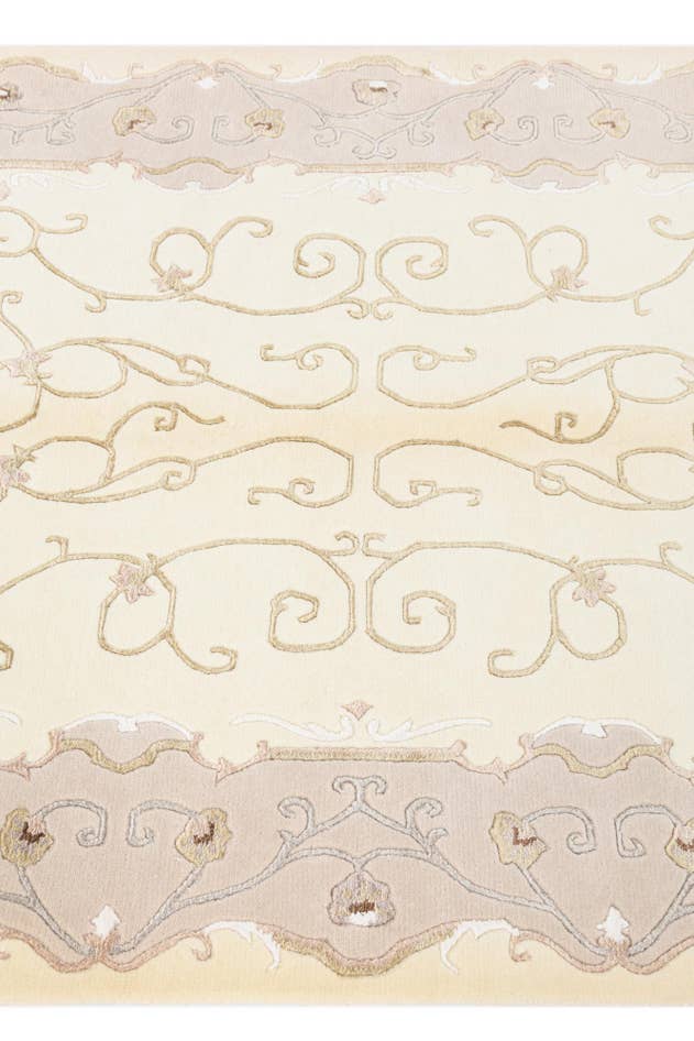 Detail image of 4' 2 x 5' 11 Hand Knotted Darya Wool Rug