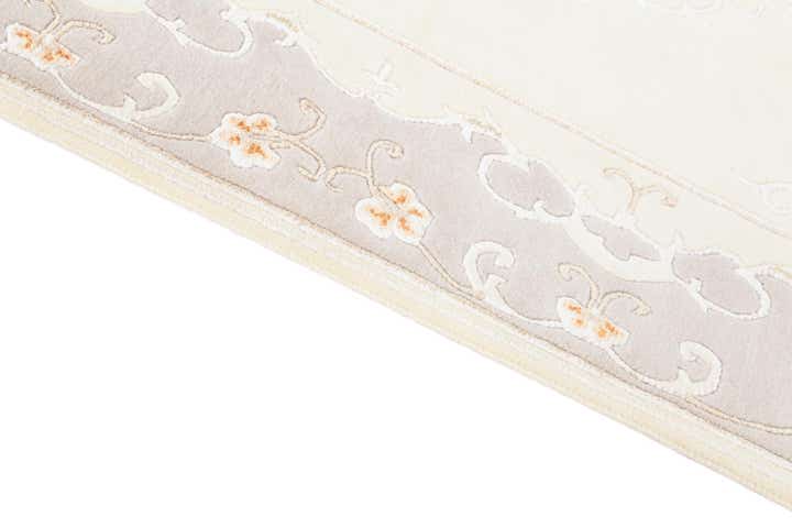 3' 11 x 5' 11 Hand Knotted Darya Wool Rug