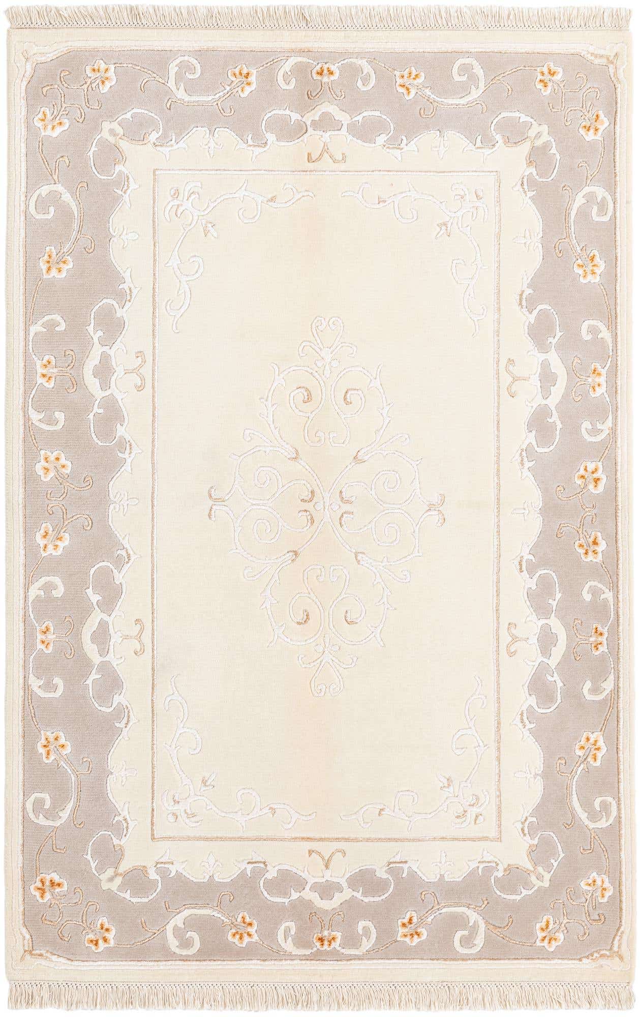 3' 11 x 5' 11 Hand Knotted Darya Wool Rug