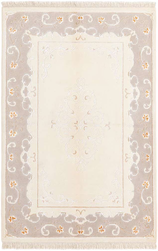 3' 11 x 5' 11 Hand Knotted Darya Wool Rug