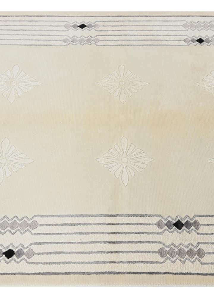 3' 11 x 5' 11 Hand Knotted Darya Wool Rug