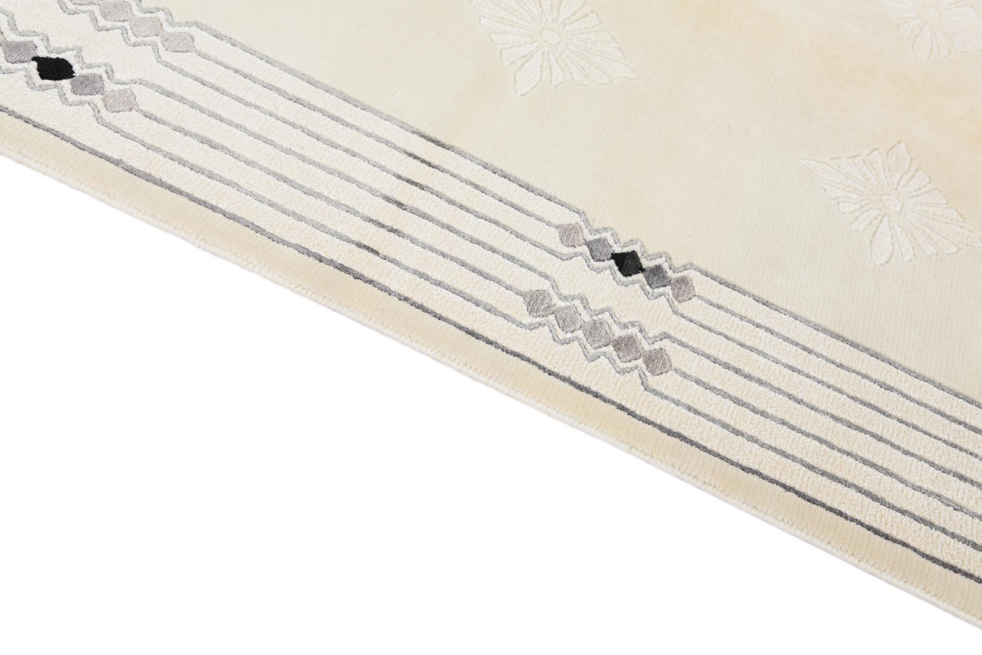 3' 11 x 5' 11 Hand Knotted Darya Wool Rug