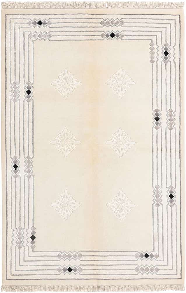 3' 11 x 5' 11 Hand Knotted Darya Wool Rug