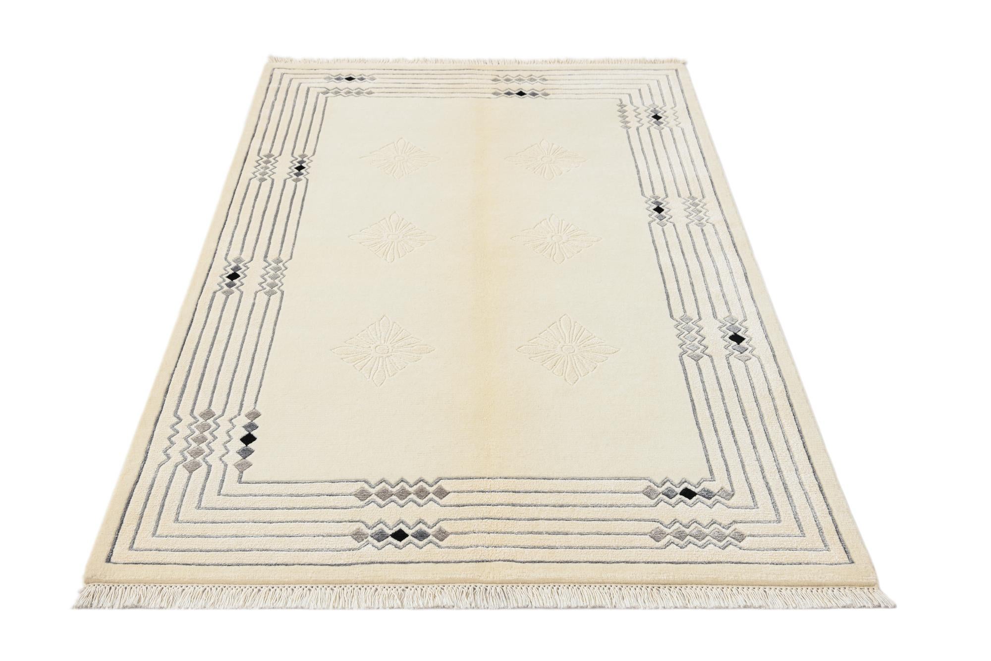 3' 11 x 6' 1 Hand Knotted Darya Wool Rug