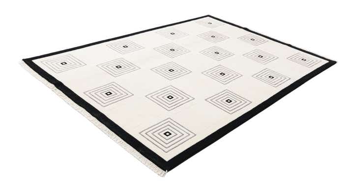 5' 6 x 7' 10 Hand Knotted Darya Wool Rug