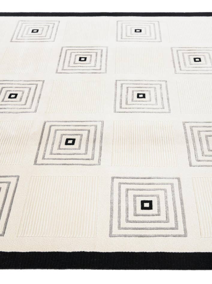 Detail image of 5' 6 x 7' 10 Hand Knotted Darya Wool Rug