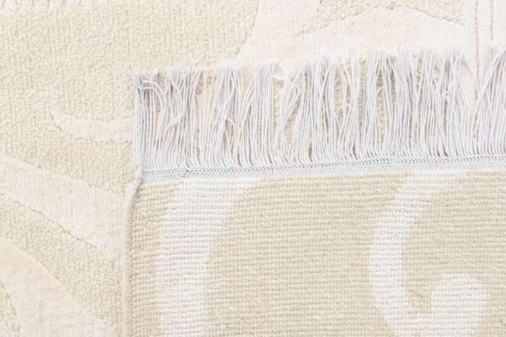 5' 9 x 7' 10 Hand Knotted Darya Wool Rug