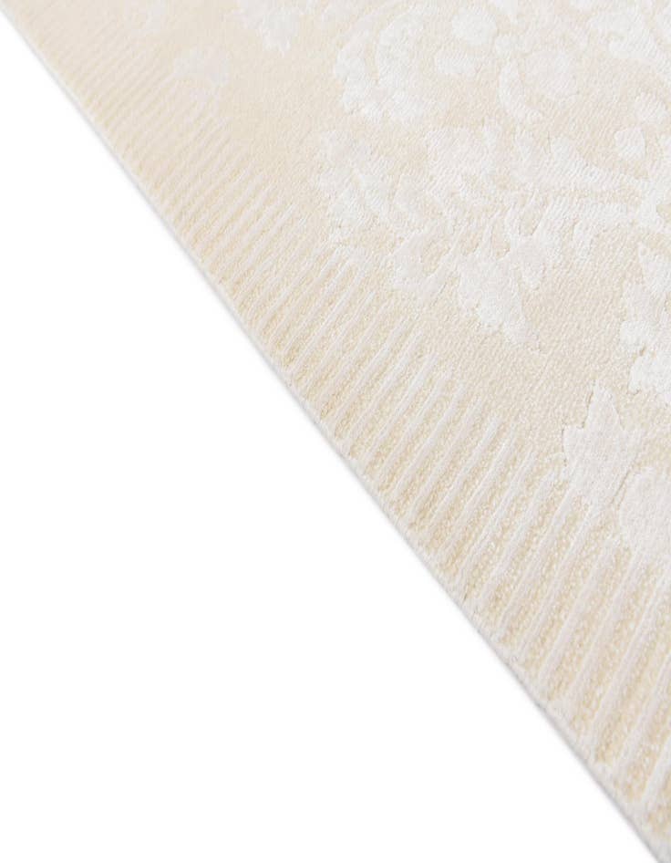 Detail image of 5' 7 x 7' 10  Hand Knotted Darya Wool Rug