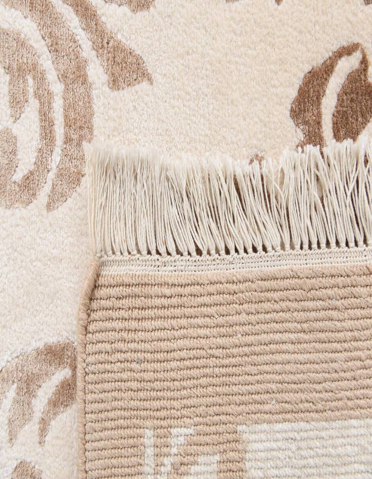 Detail image of 5' 9 x 8'  Hand Knotted Darya Wool Rug