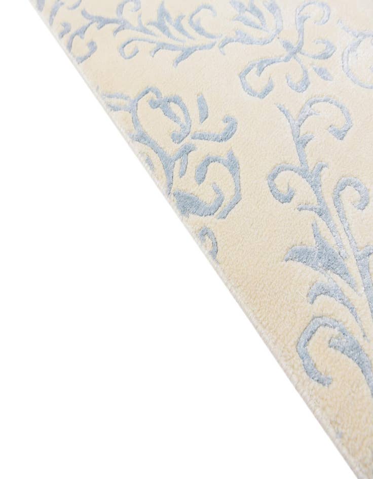 Detail image of 5' 7 x 7' 10  Hand Knotted Darya Wool Rug