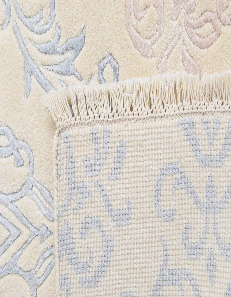 Detail image of 5' 7 x 7' 10  Hand Knotted Darya Wool Rug