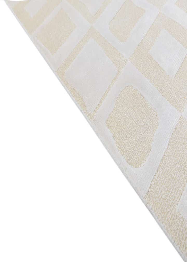 5' 5 x 8' Hand Knotted Darya Wool Rug