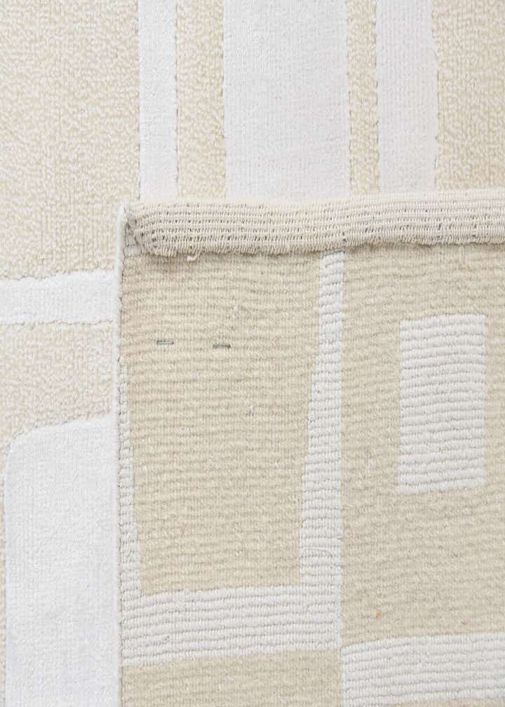 5' 5 x 8' Hand Knotted Darya Wool Rug