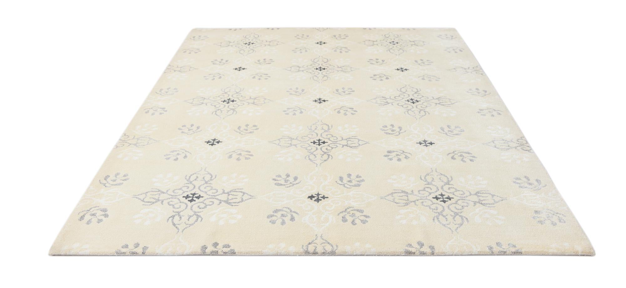 6' 1 x 8' Hand Knotted Darya Wool Rug