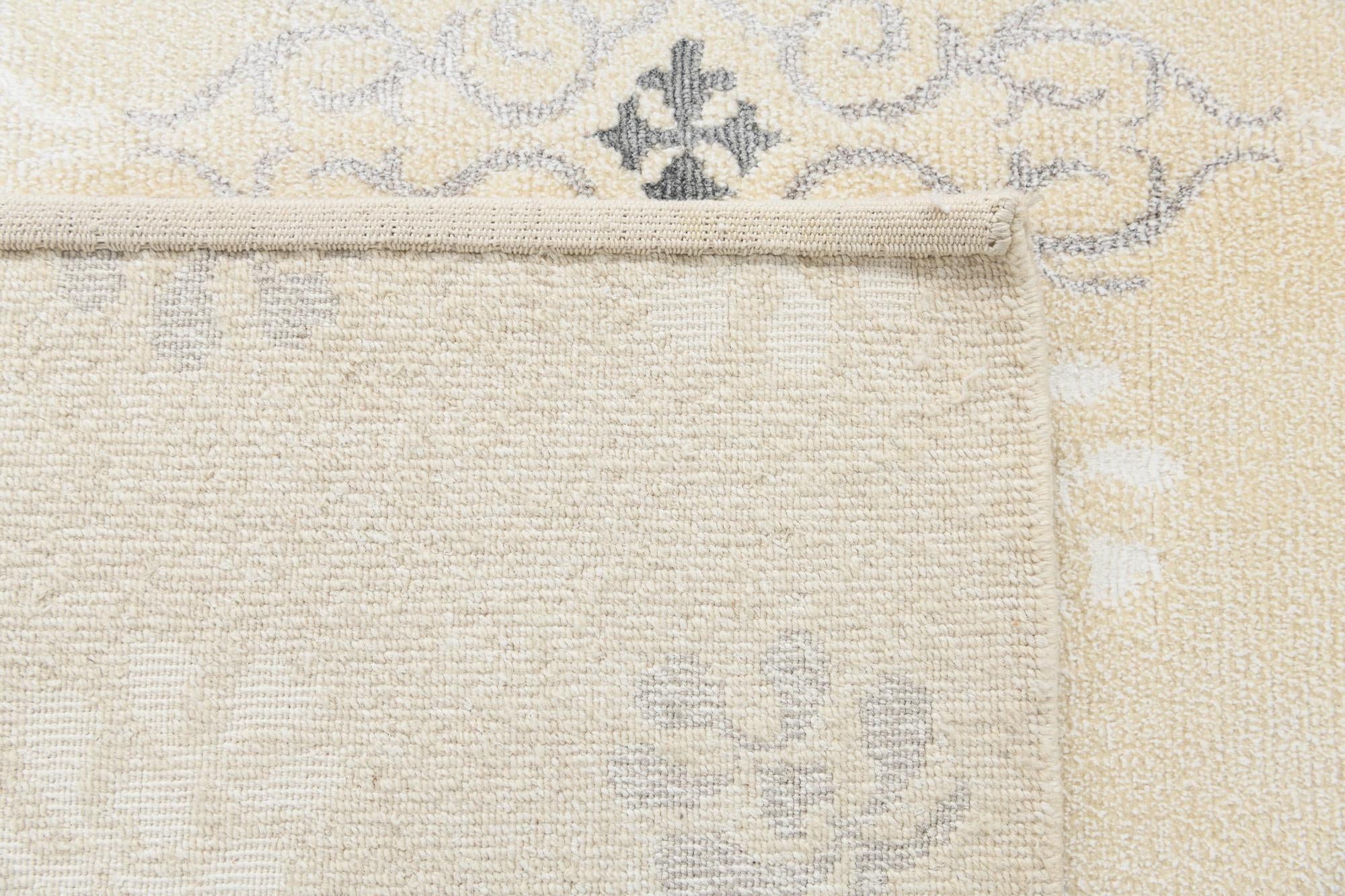 6' 1 x 8' Hand Knotted Darya Wool Rug