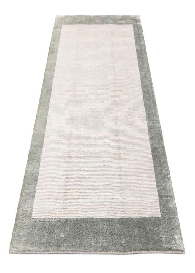 5' 7 x 7' 10 Hand Knotted Darya Wool Rug