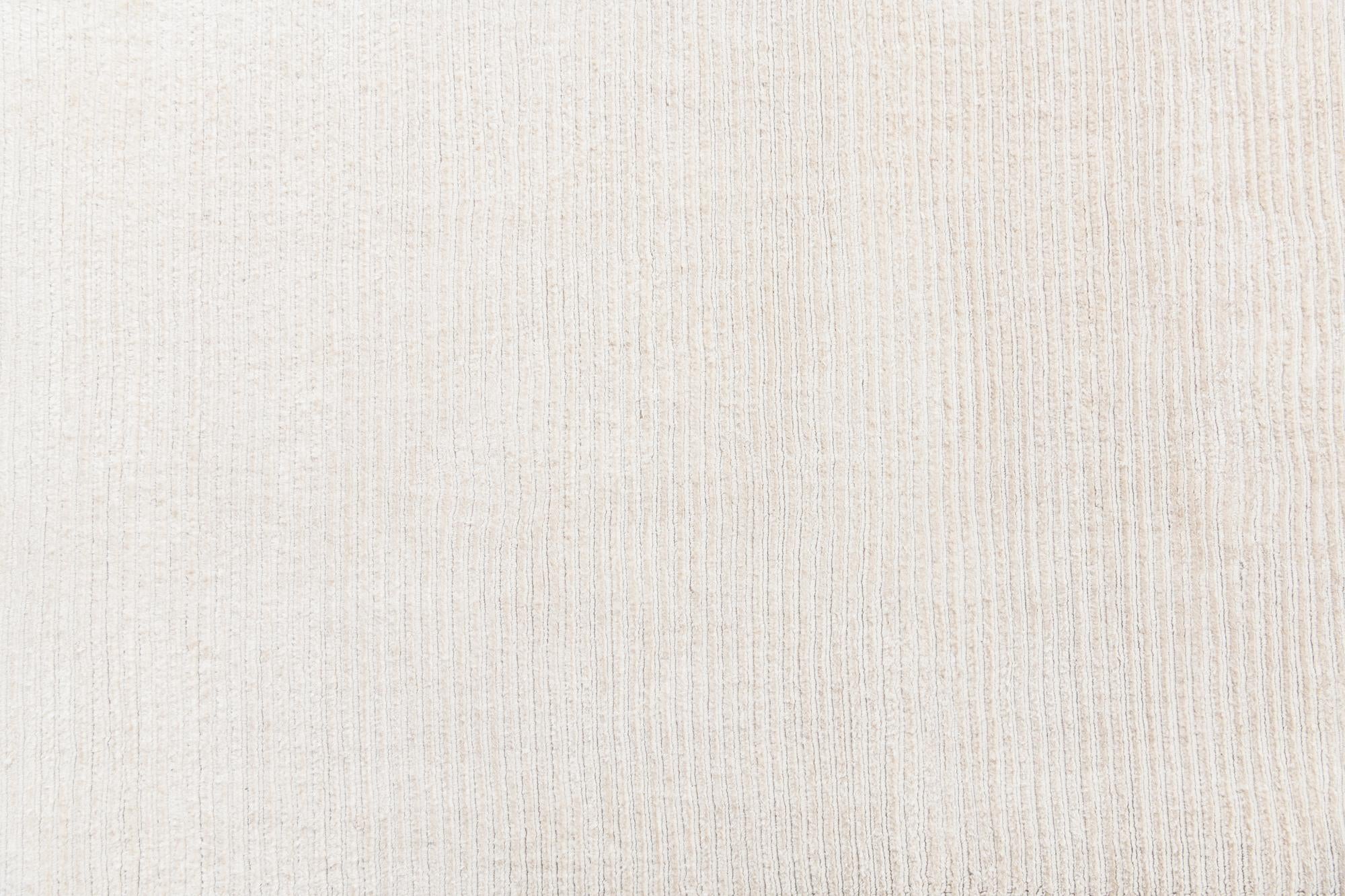5' 7 x 7' 10 Hand Knotted Darya Wool Rug