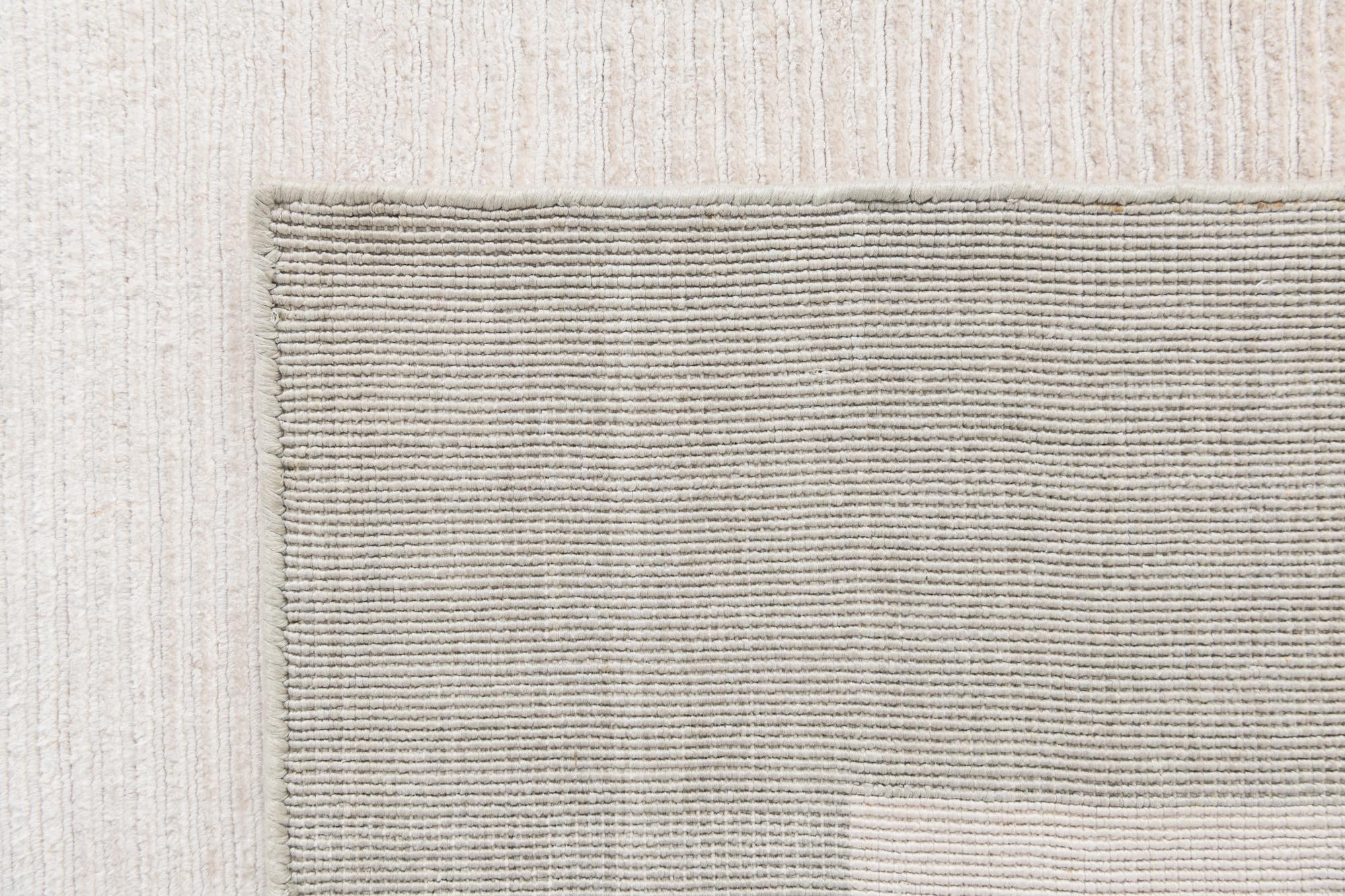 5' 7 x 7' 10 Hand Knotted Darya Wool Rug