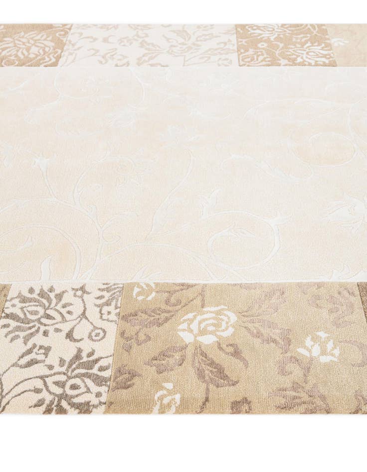 Detail image of 5' 9 x 8'  Hand Knotted Darya Wool Rug