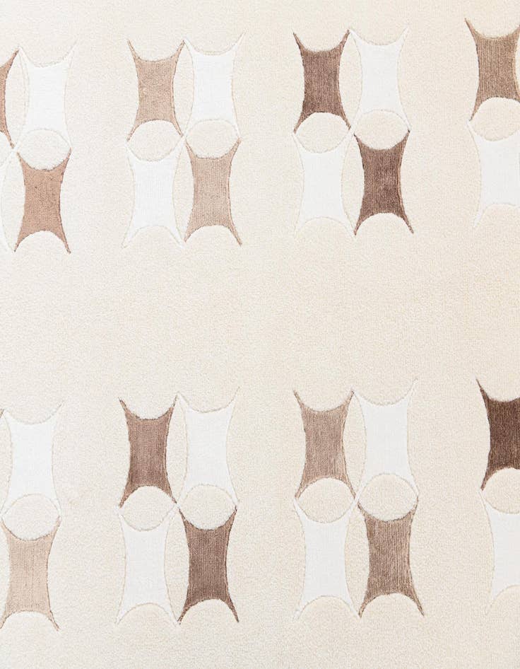 Detail image of 5' 5 x 8'  Hand Knotted Darya Wool Rug