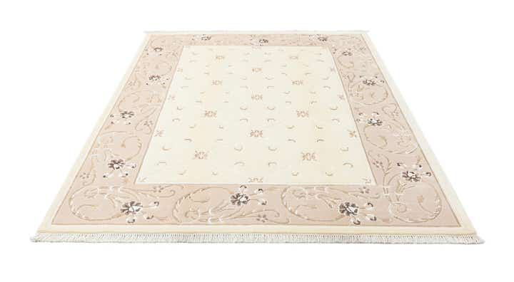 5' 9 x 8' Hand Knotted Darya Wool Rug