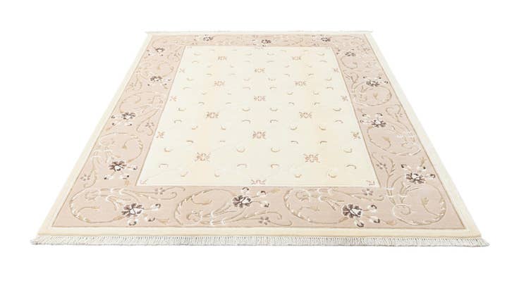 Detail image of 5' 9 x 8' Hand Knotted Darya Wool Rug