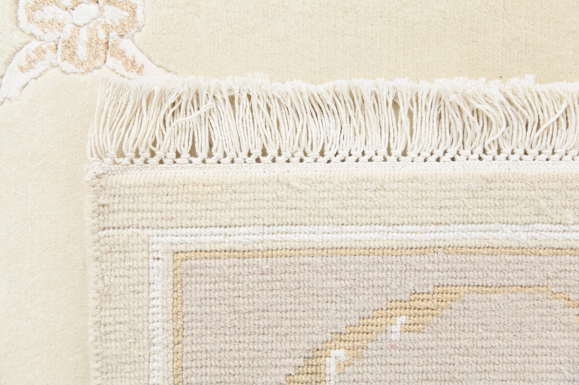 5' 9 x 8' Hand Knotted Darya Wool Rug