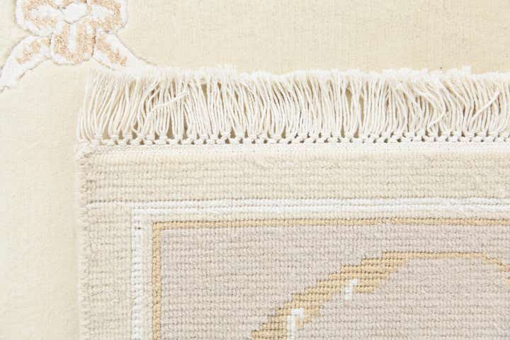 5' 9 x 8' Hand Knotted Darya Wool Rug