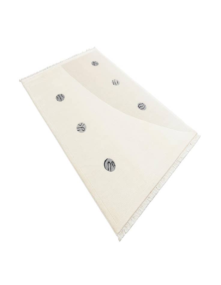 Detail image of 5' 6 x 7' 10  Hand Knotted Darya Wool Rug