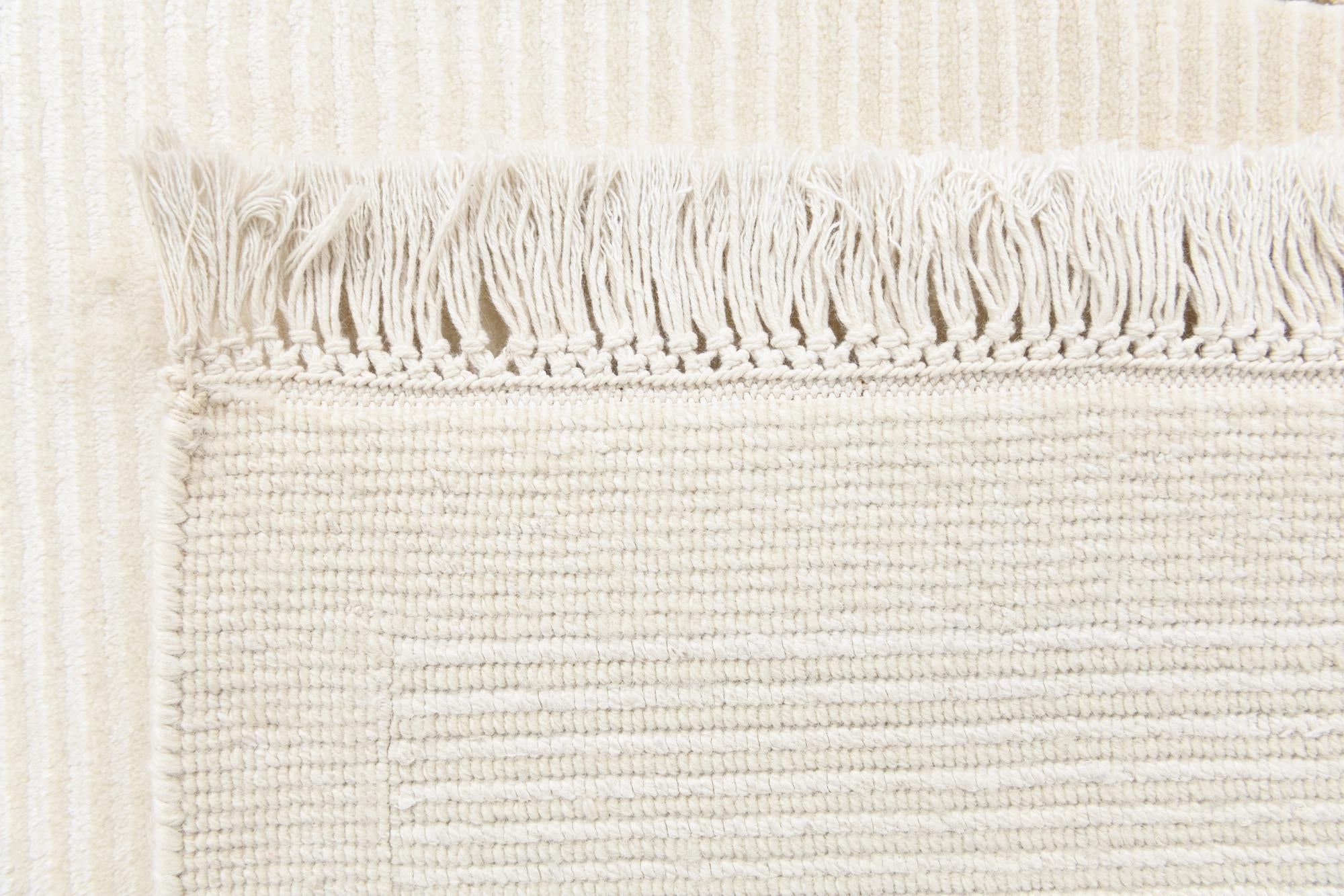 5' 6 x 7' 10 Hand Knotted Darya Wool Rug