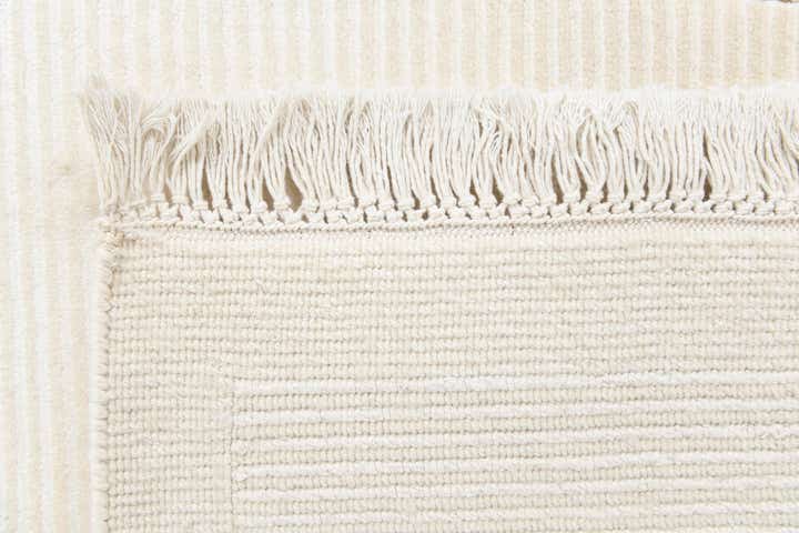 5' 6 x 7' 10 Hand Knotted Darya Wool Rug