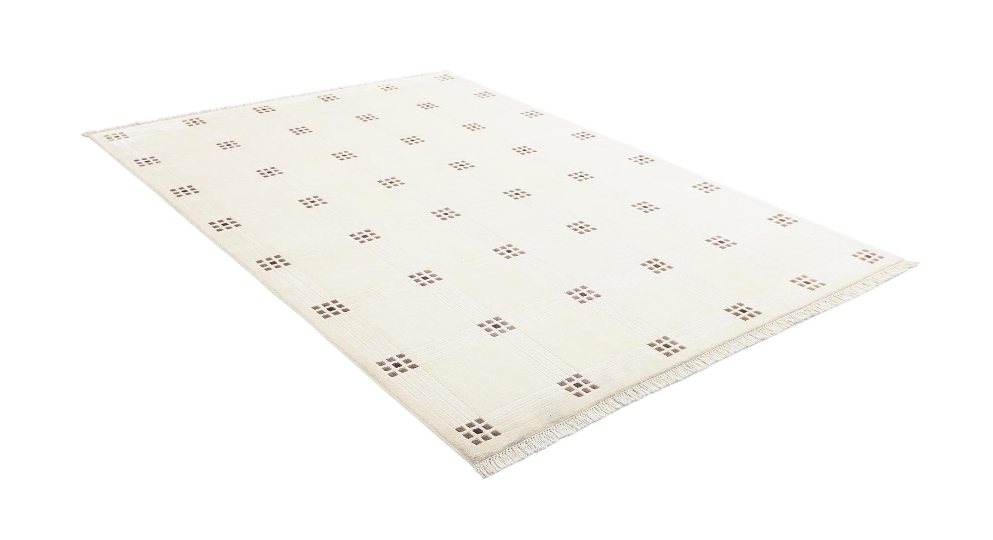 5' 8 x 8' Hand Knotted Darya Wool Rug