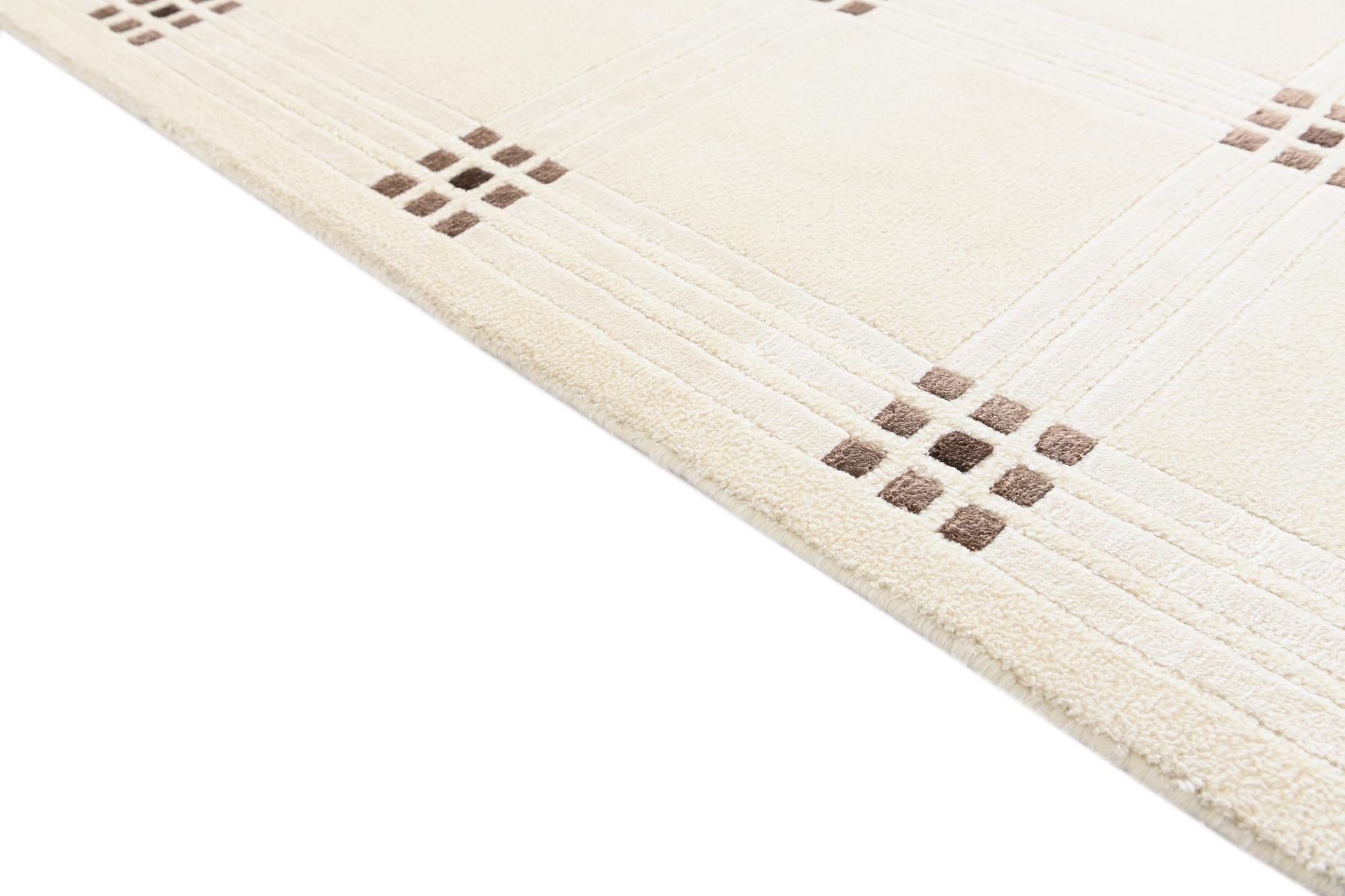 5' 8 x 8' Hand Knotted Darya Wool Rug