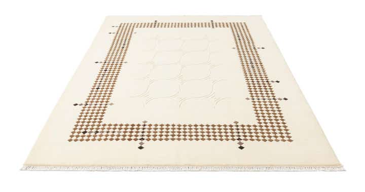 5' 7 x 7' 10 Hand Knotted Darya Wool Rug