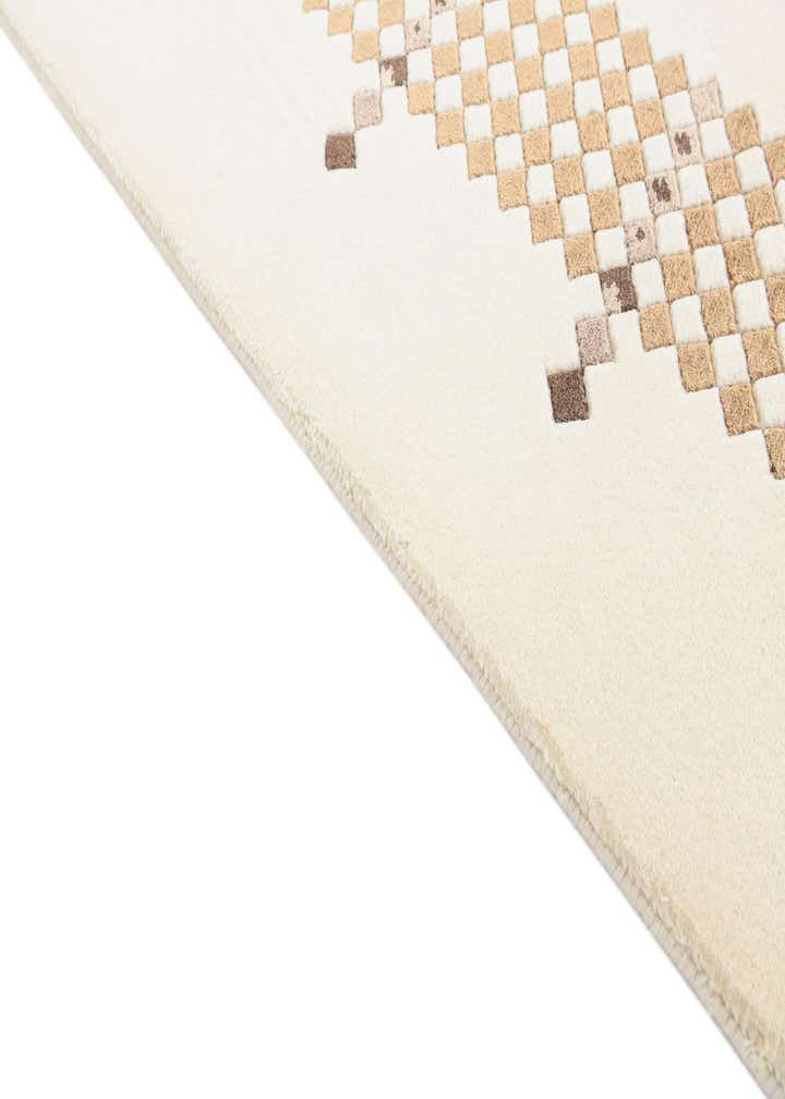 5' 7 x 7' 10 Hand Knotted Darya Wool Rug