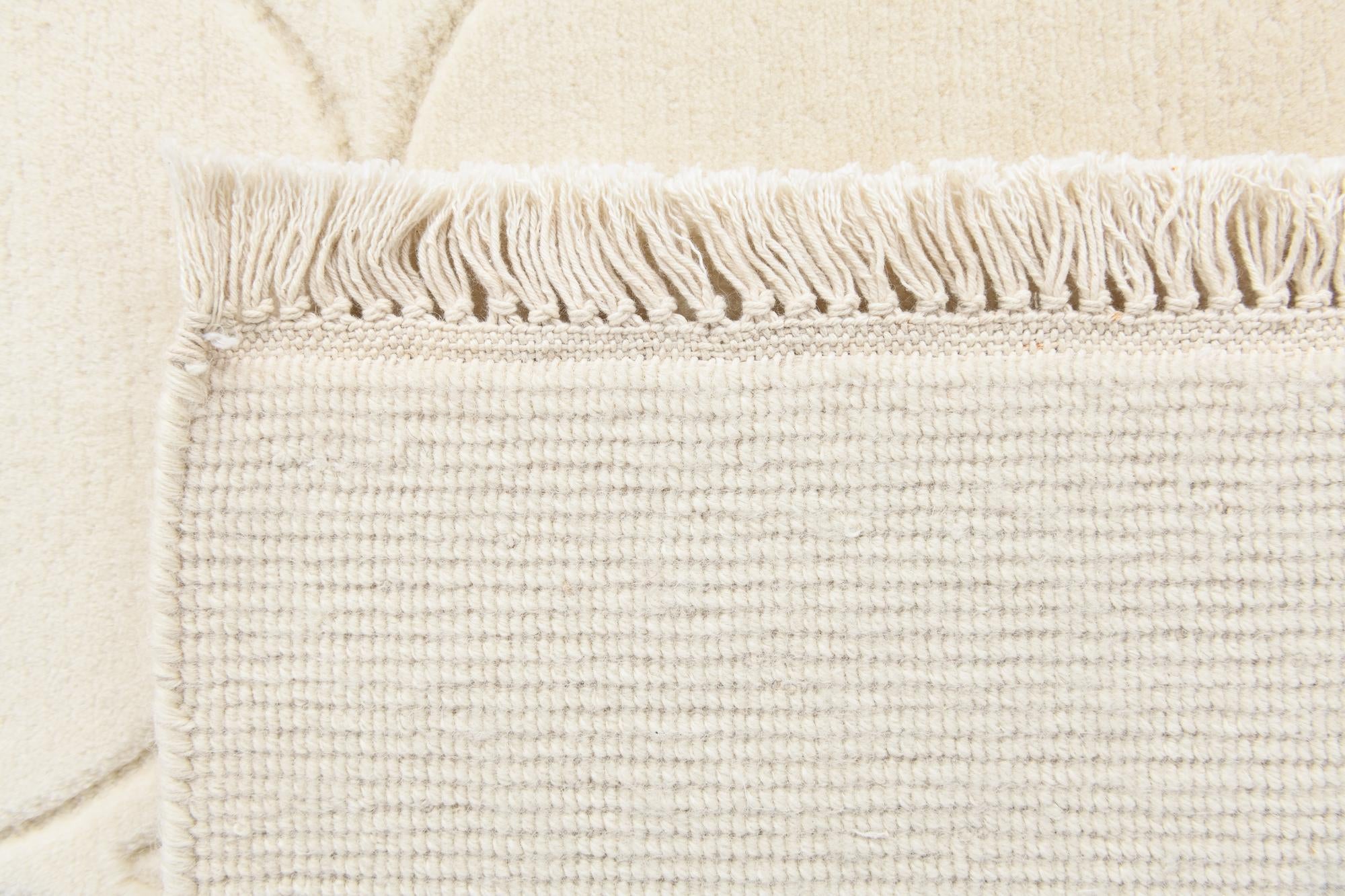 5' 7 x 7' 10 Hand Knotted Darya Wool Rug