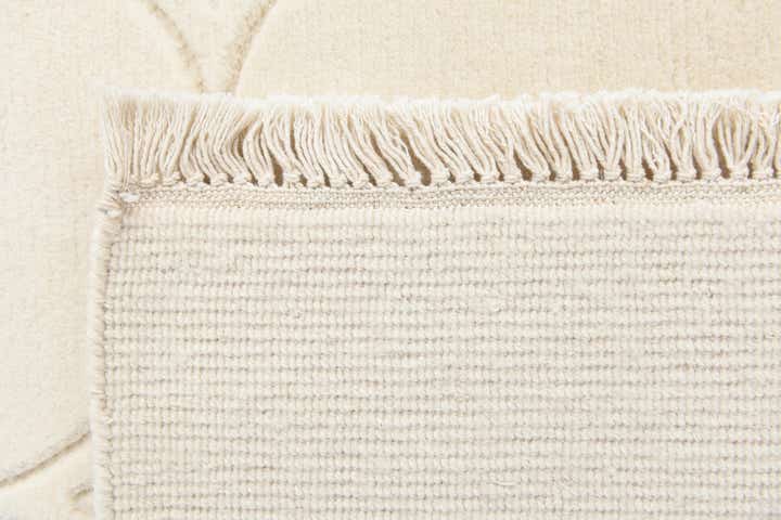 5' 7 x 7' 10 Hand Knotted Darya Wool Rug