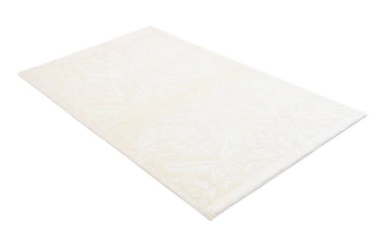 Detail image of 3' x 4' 11 Hand Knotted Darya Wool Rug