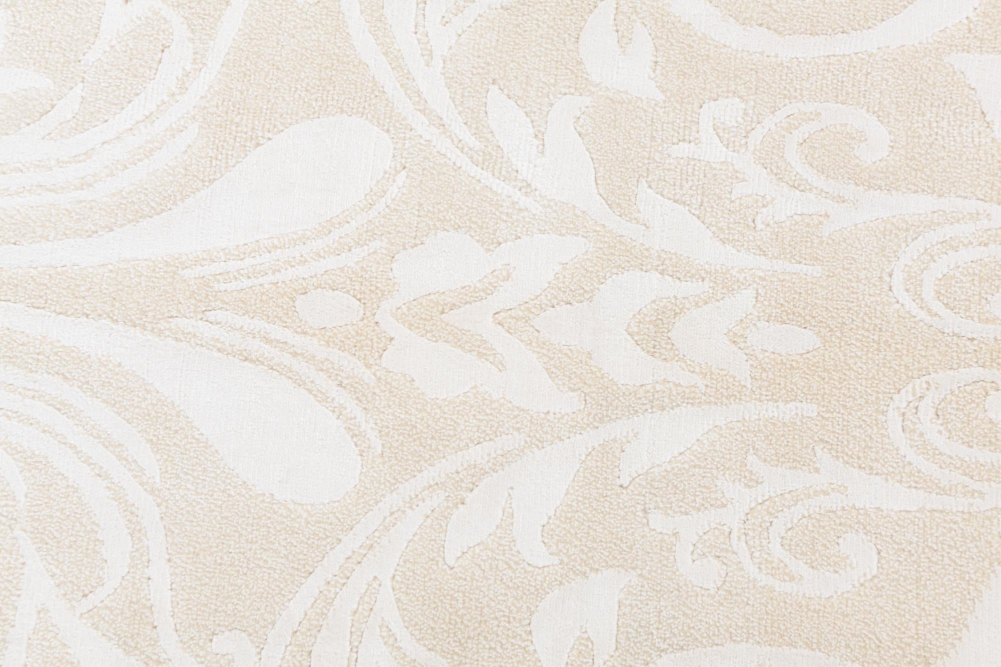 5' 8 x 8' Hand Knotted Darya Wool Rug